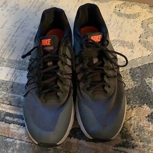 Nike Air Relentless 6 sneakers